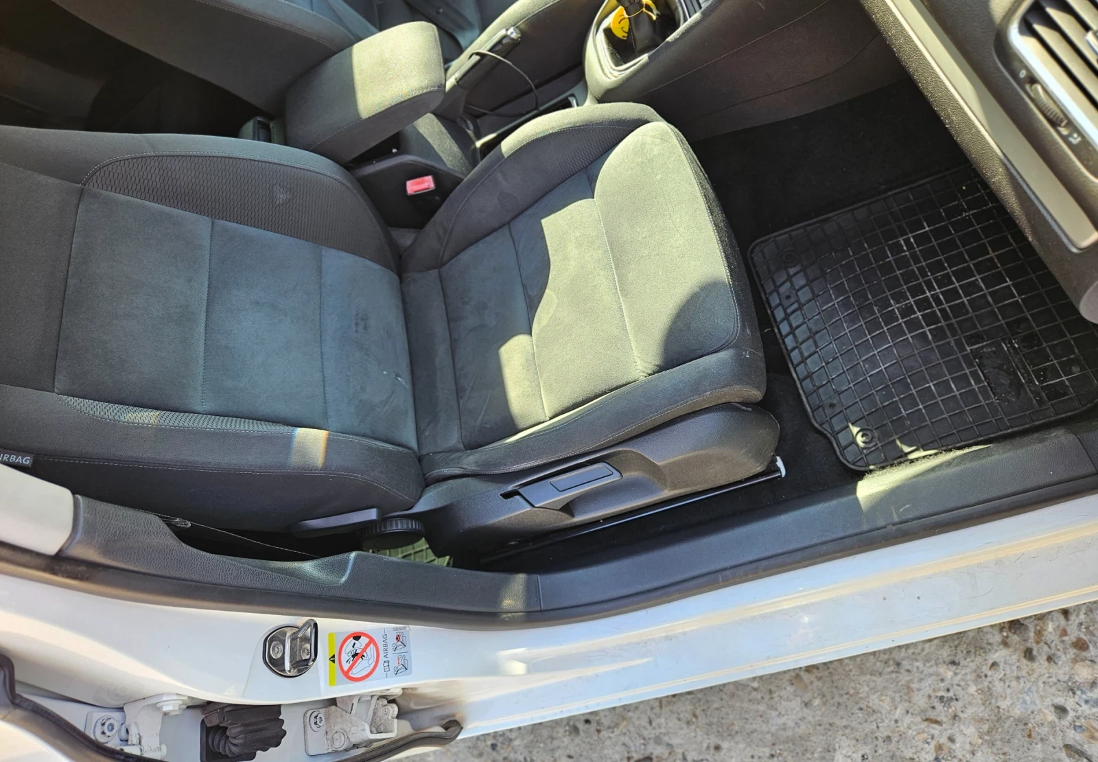 VW Golf 2.0TDi 140кс.6ск. - изображение 10