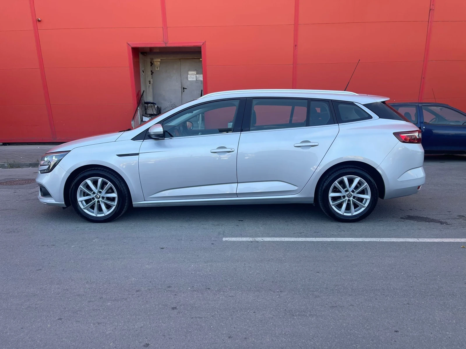 Renault Megane 1.5 DCI -АВТОМАТИК НАВИГАЦИЯ - изображение 8