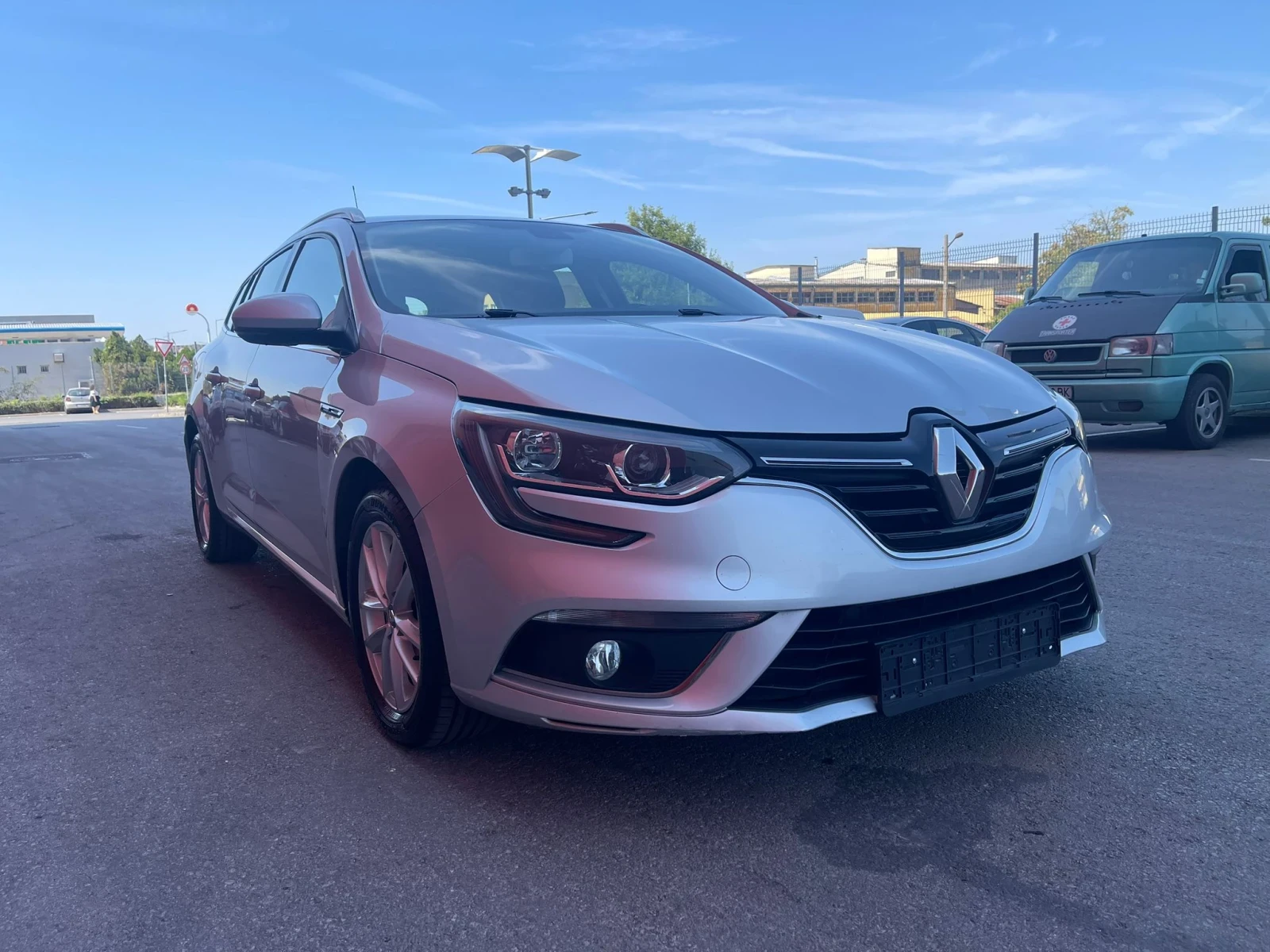 Renault Megane 1.5 DCI -АВТОМАТИК НАВИГАЦИЯ - изображение 3
