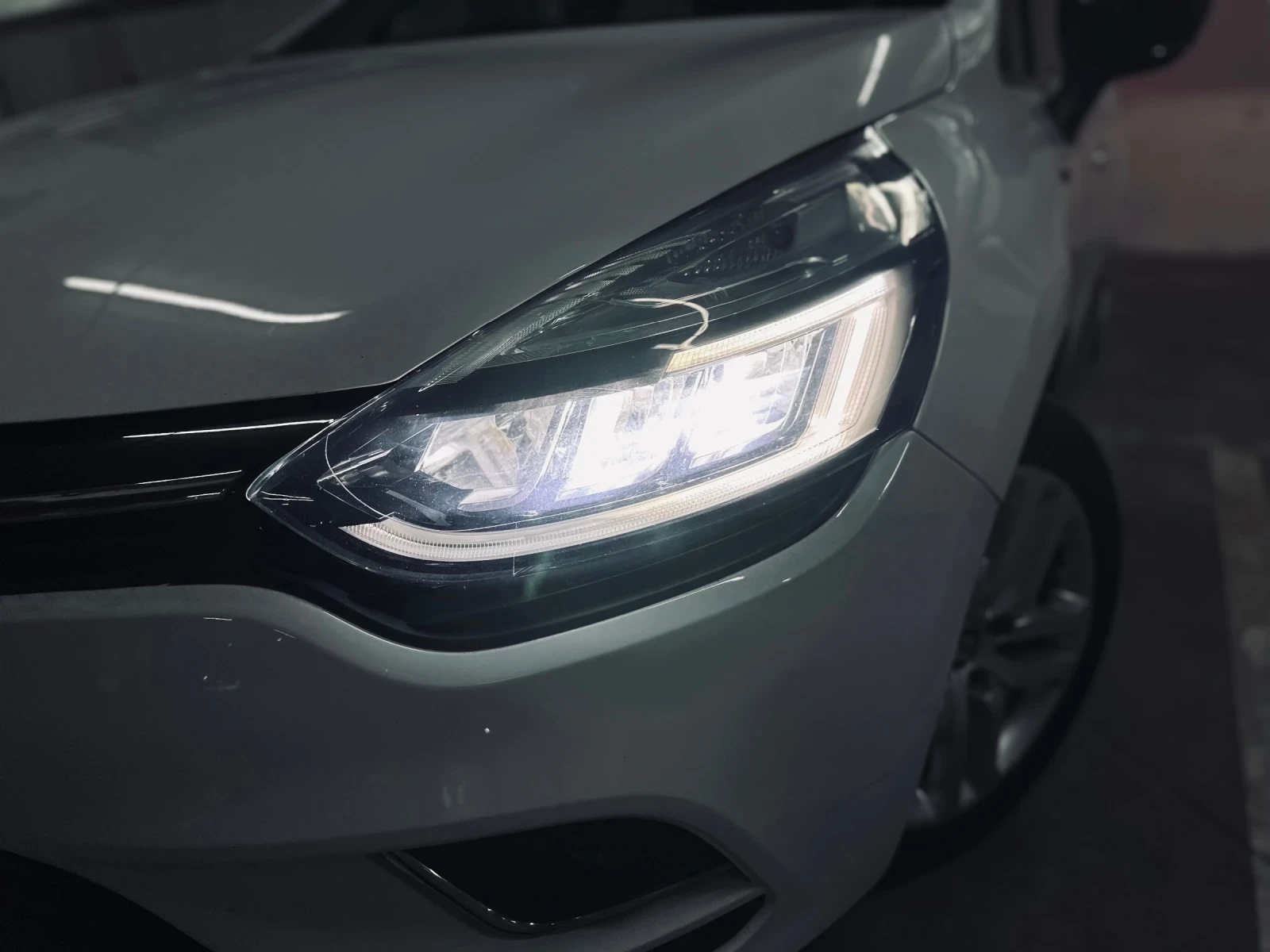 Renault Clio Full LED; Camera; Moschino Design! - изображение 5