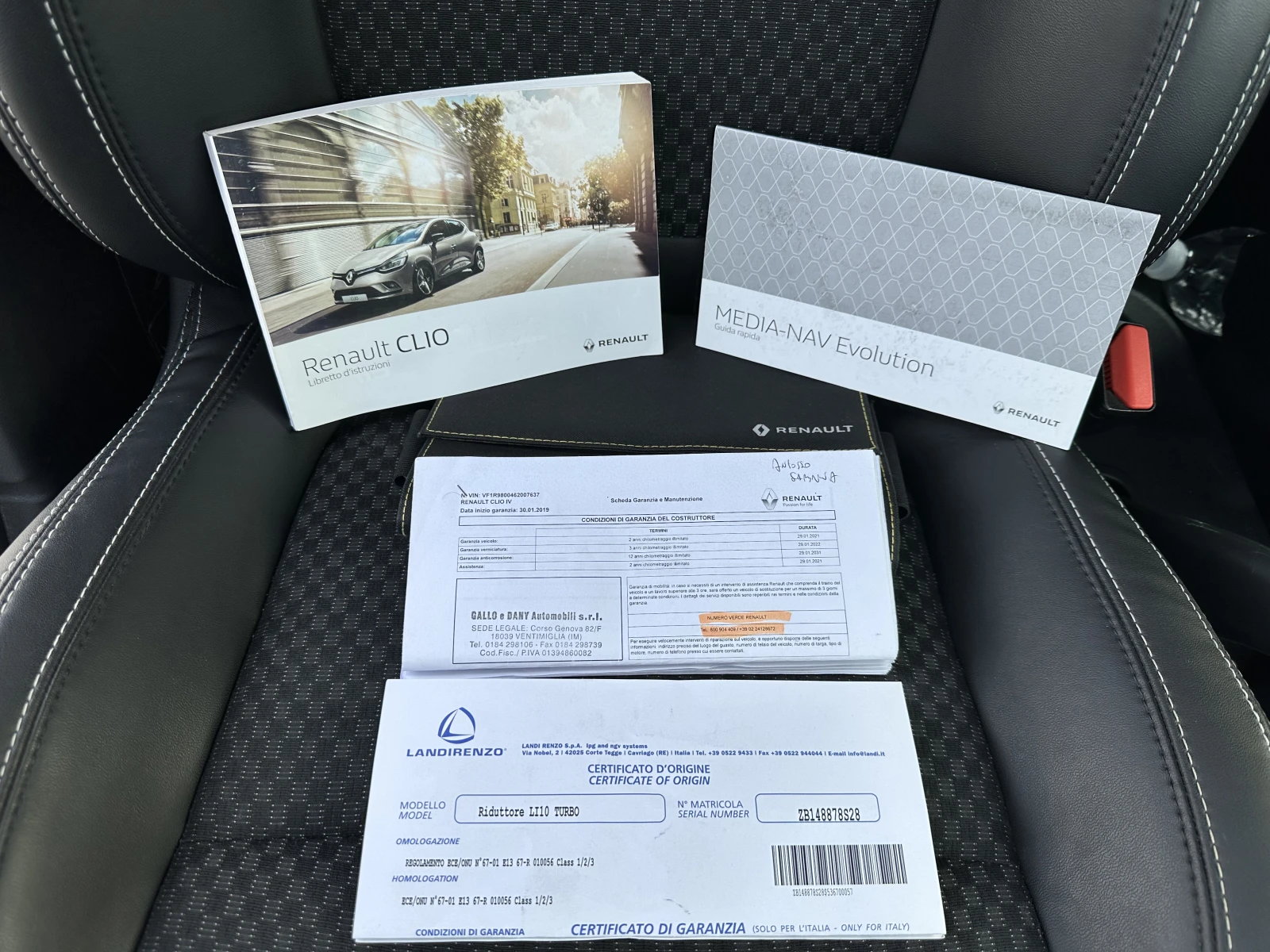 Renault Clio 0.9 TCE Moschino Design! | Mobile.bg � ����������� 15