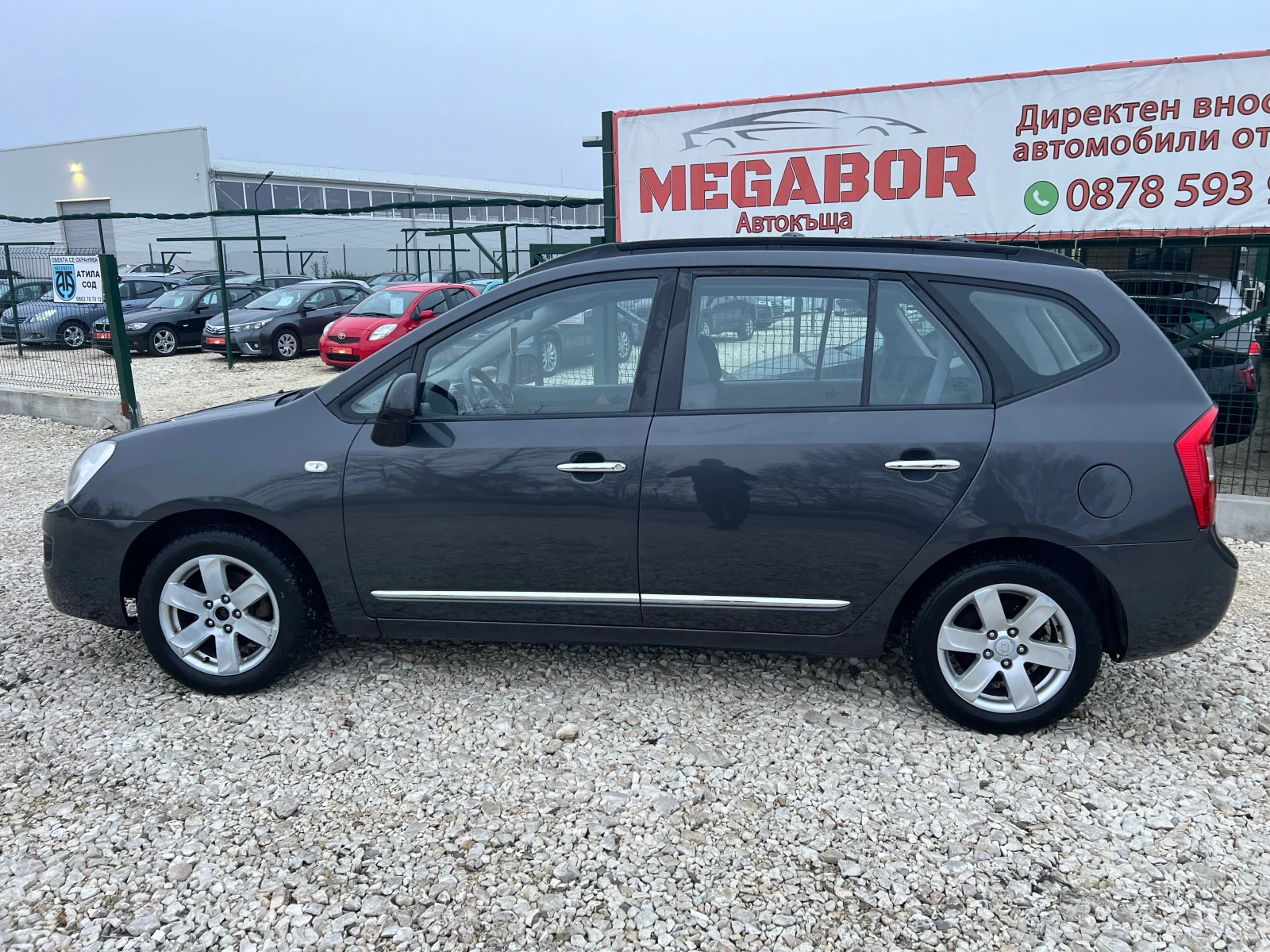 Kia Carens 2.0i/144p.s-Facelift - изображение 7