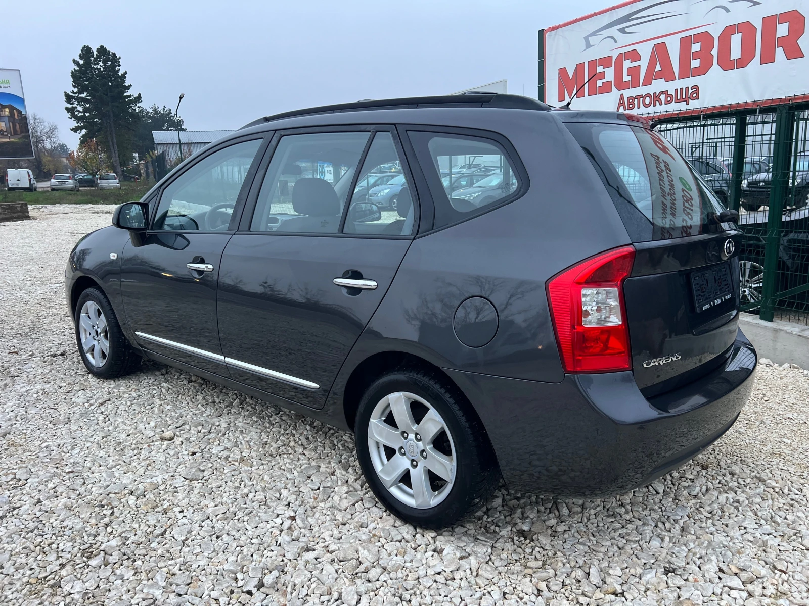 Kia Carens 2.0i/144p.s-Facelift - изображение 4