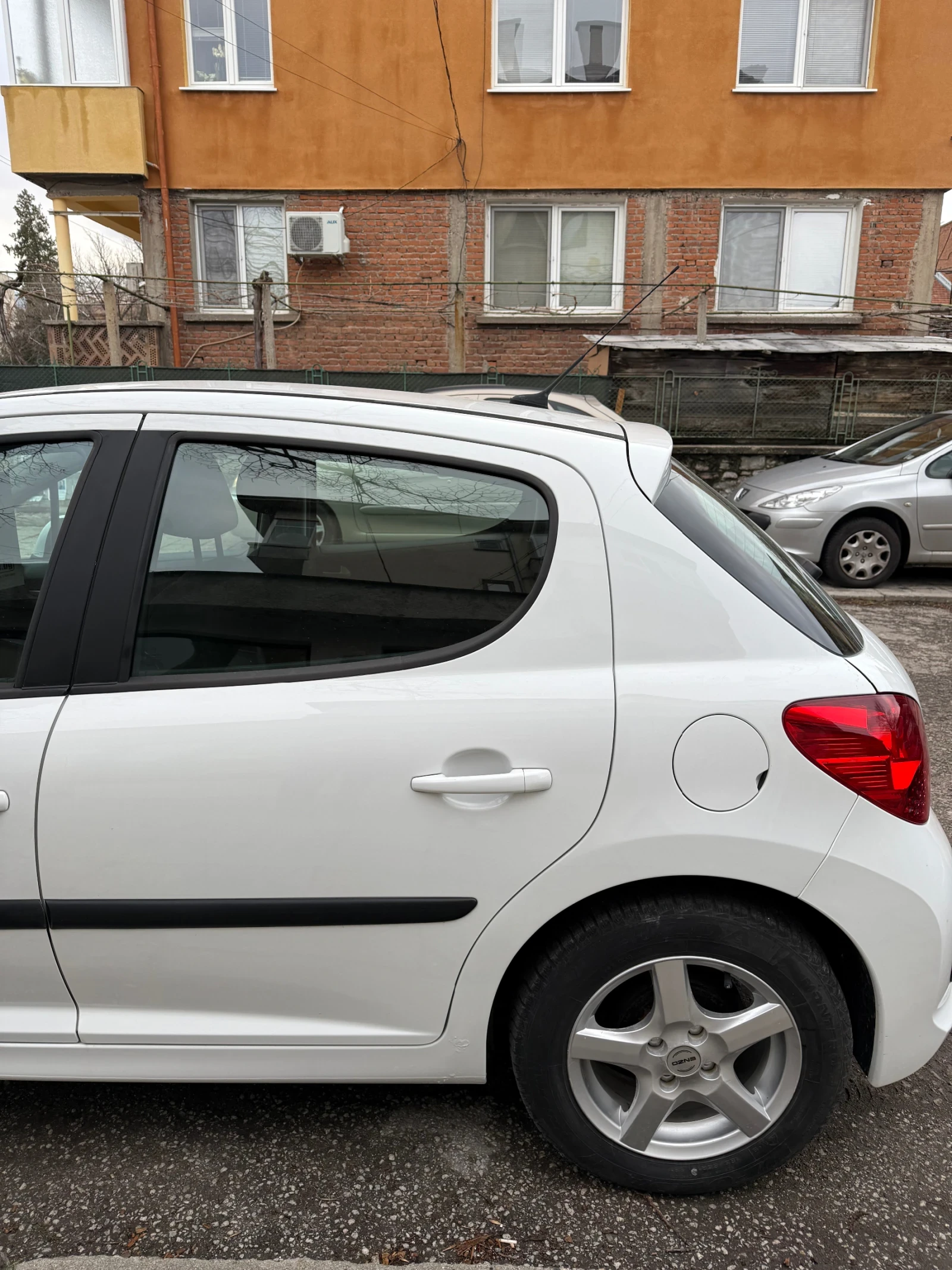 Peugeot 207  - изображение 3