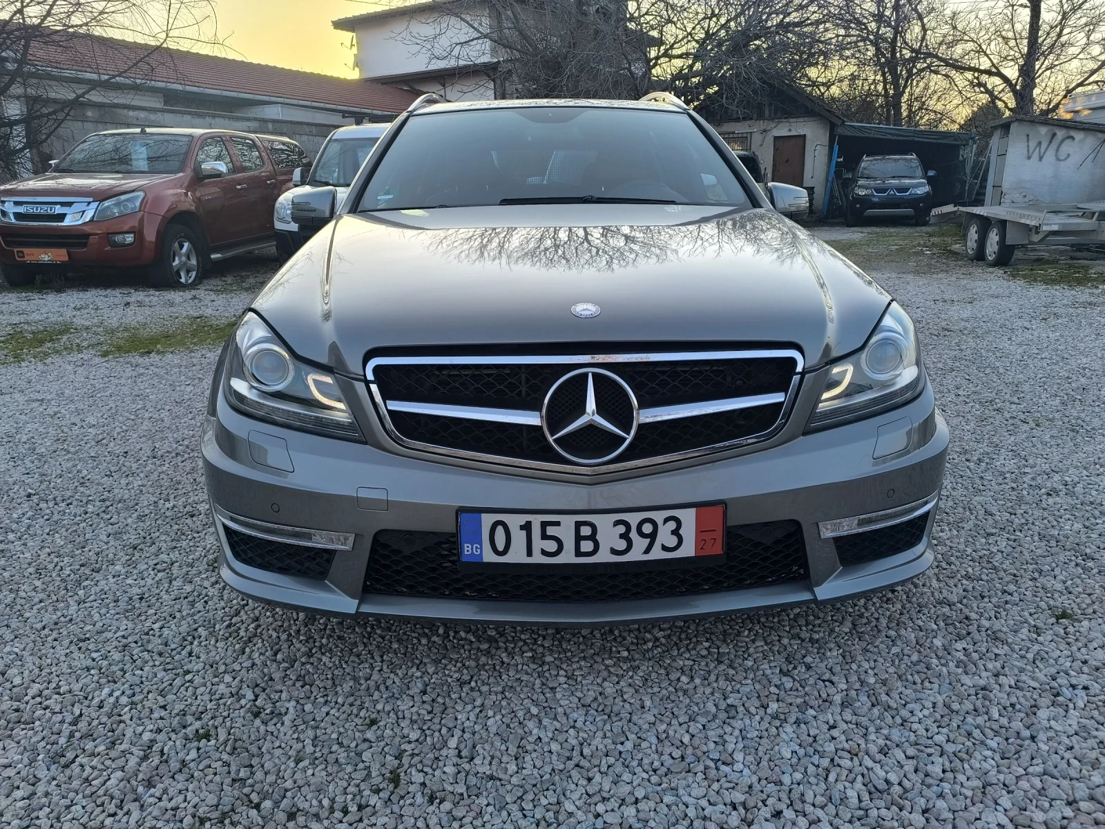 Mercedes-Benz C 220 AMG Harman/Kardon, снимка 2 - Автомобили и джипове - 53850513