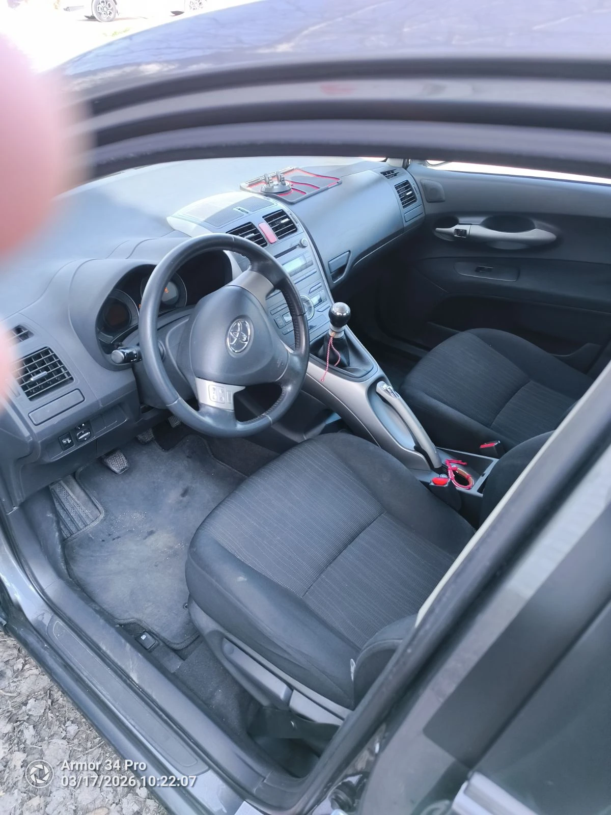 Toyota Auris ДИЗЕЛ, снимка 13 - Автомобили и джипове - 53870064