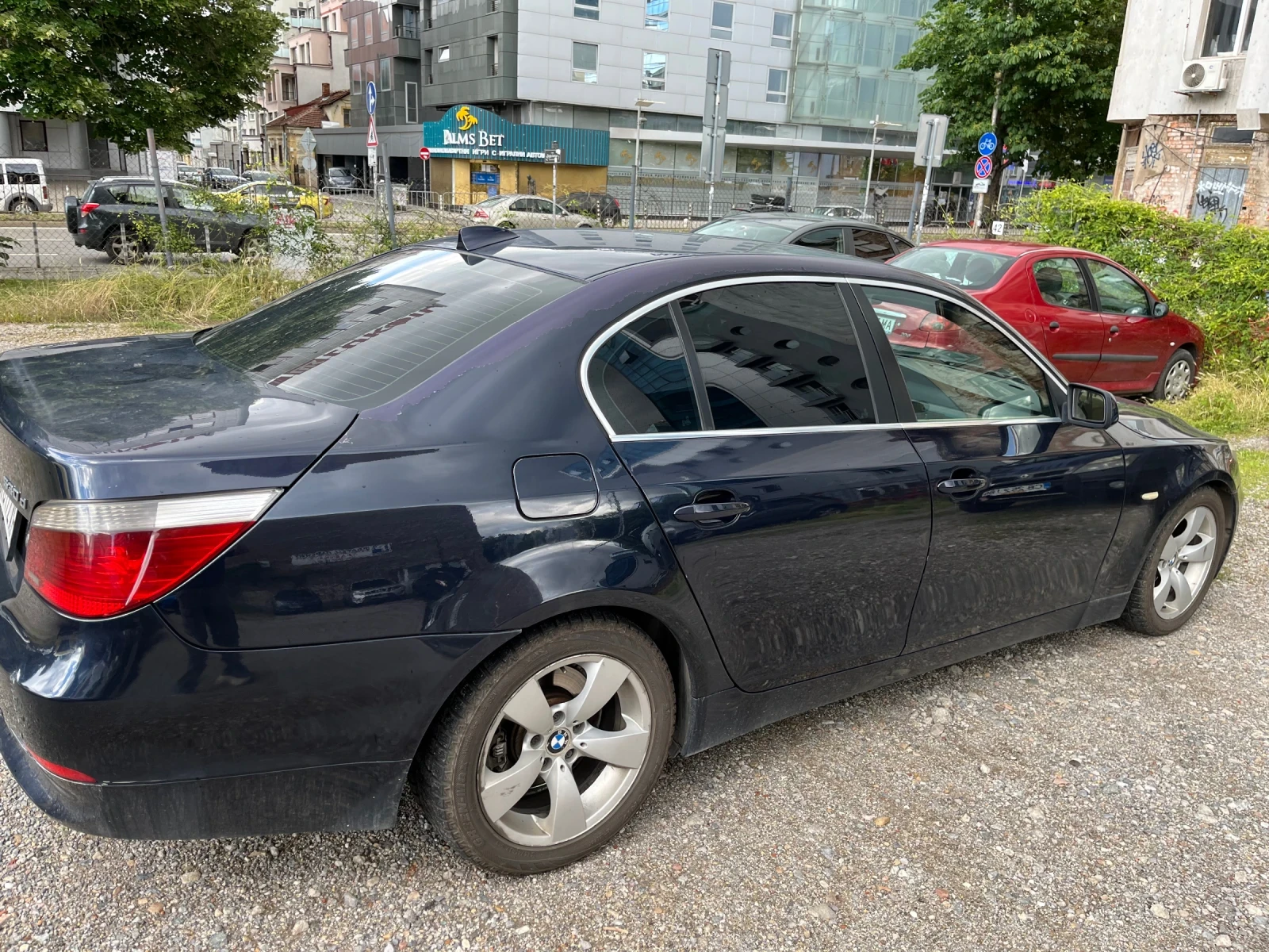 BMW 530, снимка 4 - Автомобили и джипове - 54780206