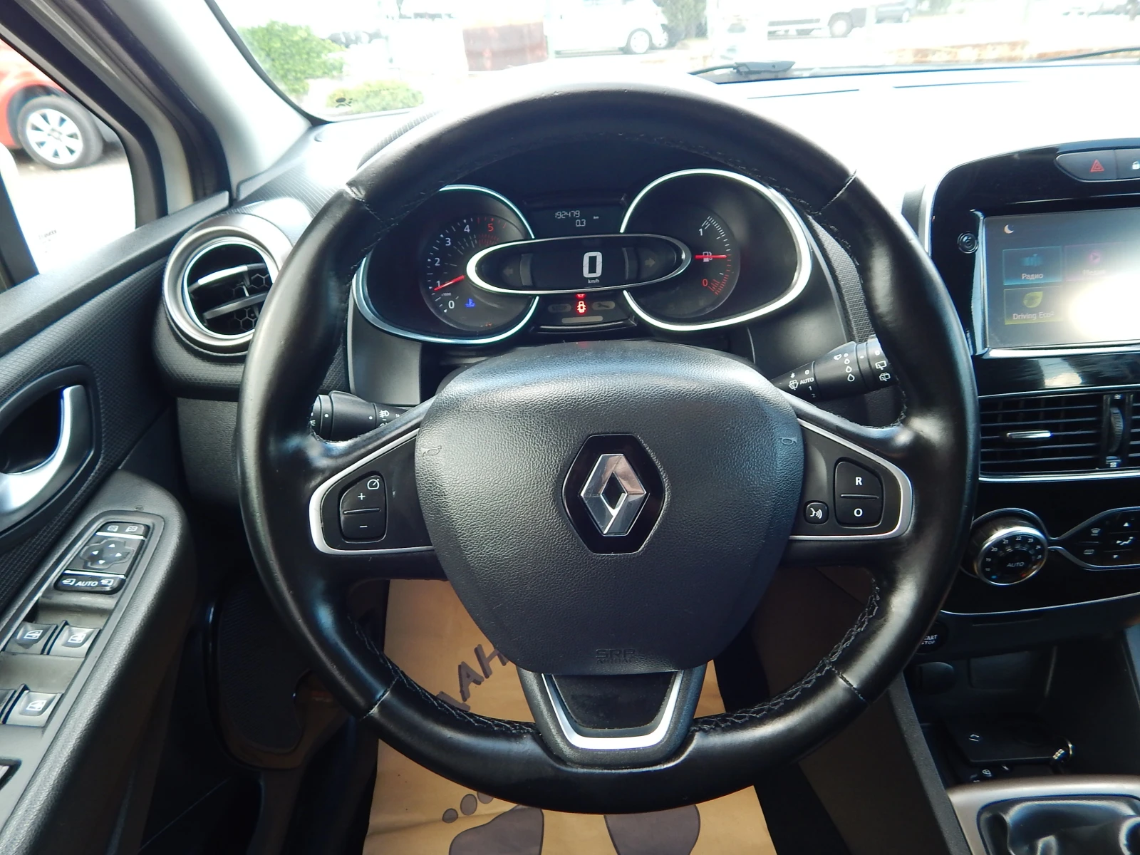 Renault Clio 1.5DCI* NAVI* LED* KAMERA* , снимка 11 - Автомобили и джипове - 54915754