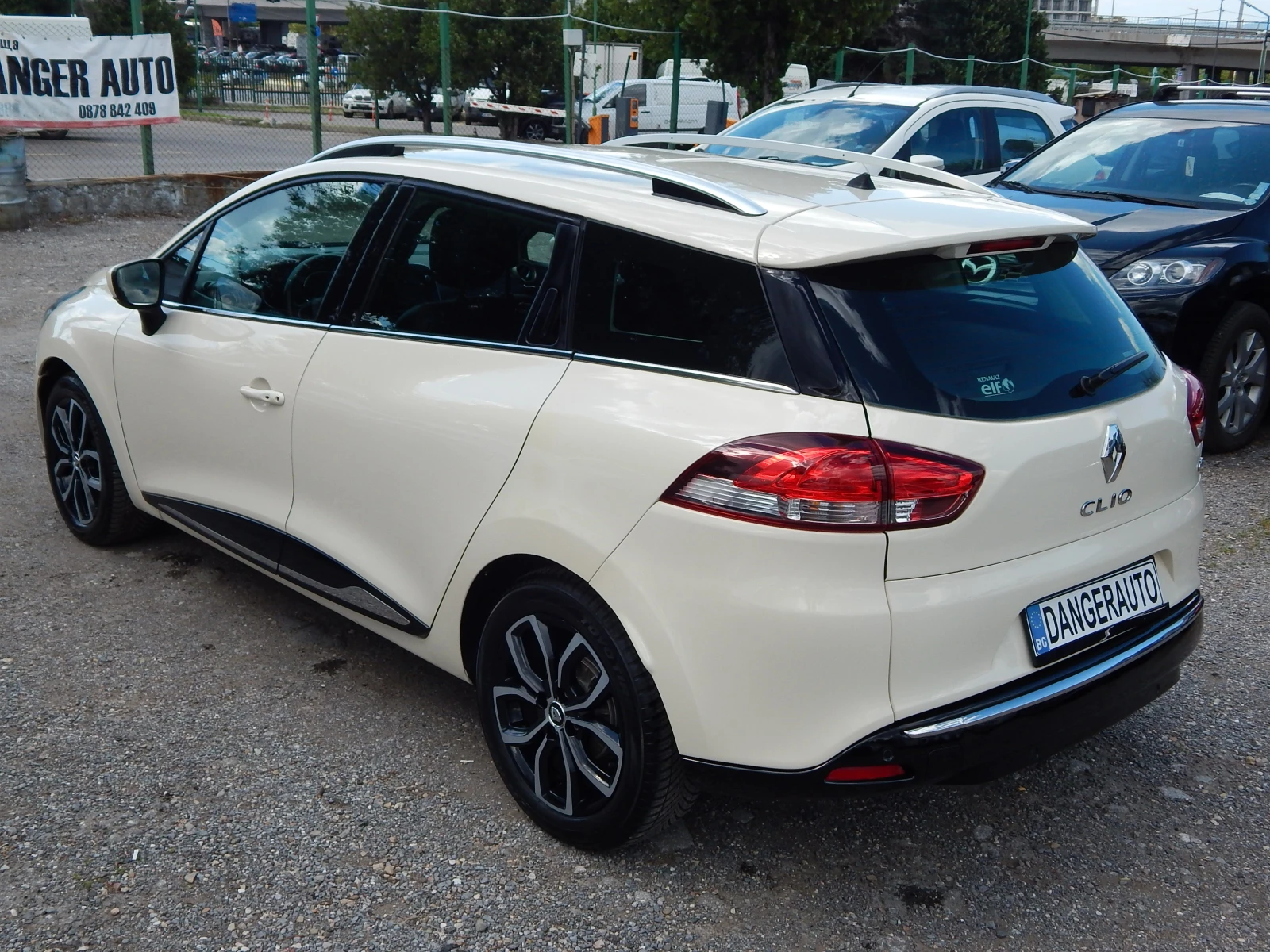 Renault Clio 1.5DCI* NAVI* LED* KAMERA* , снимка 6 - Автомобили и джипове - 54915754