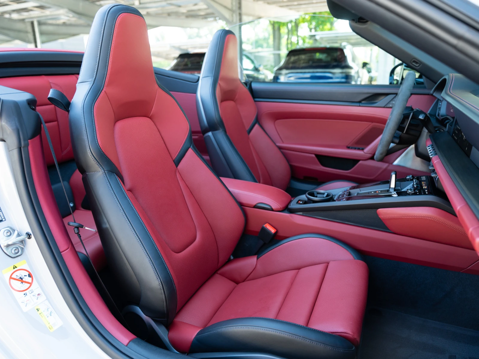 Porsche 911 Carrera 4 GTS Cabriolet | Mobile.bg � ����������� 11