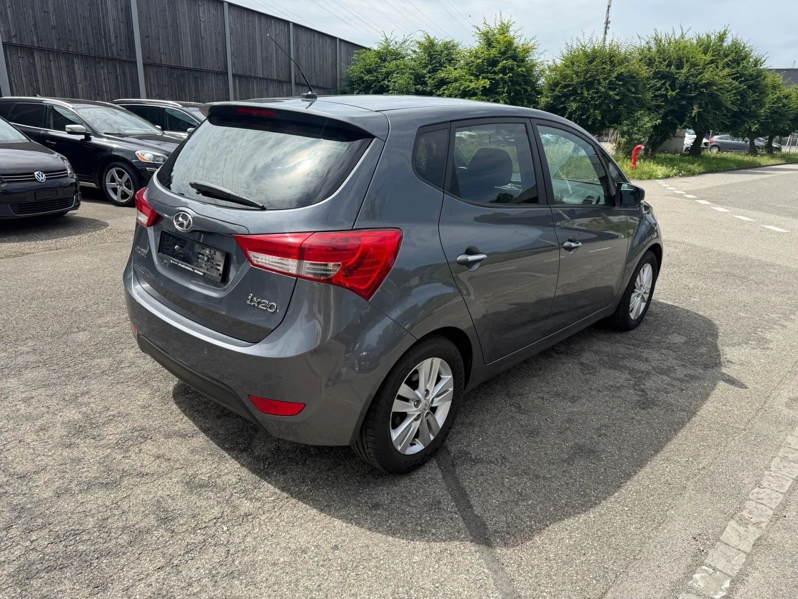 Hyundai Ix20 1.6i ��������� | Mobile.bg � ����������� 4