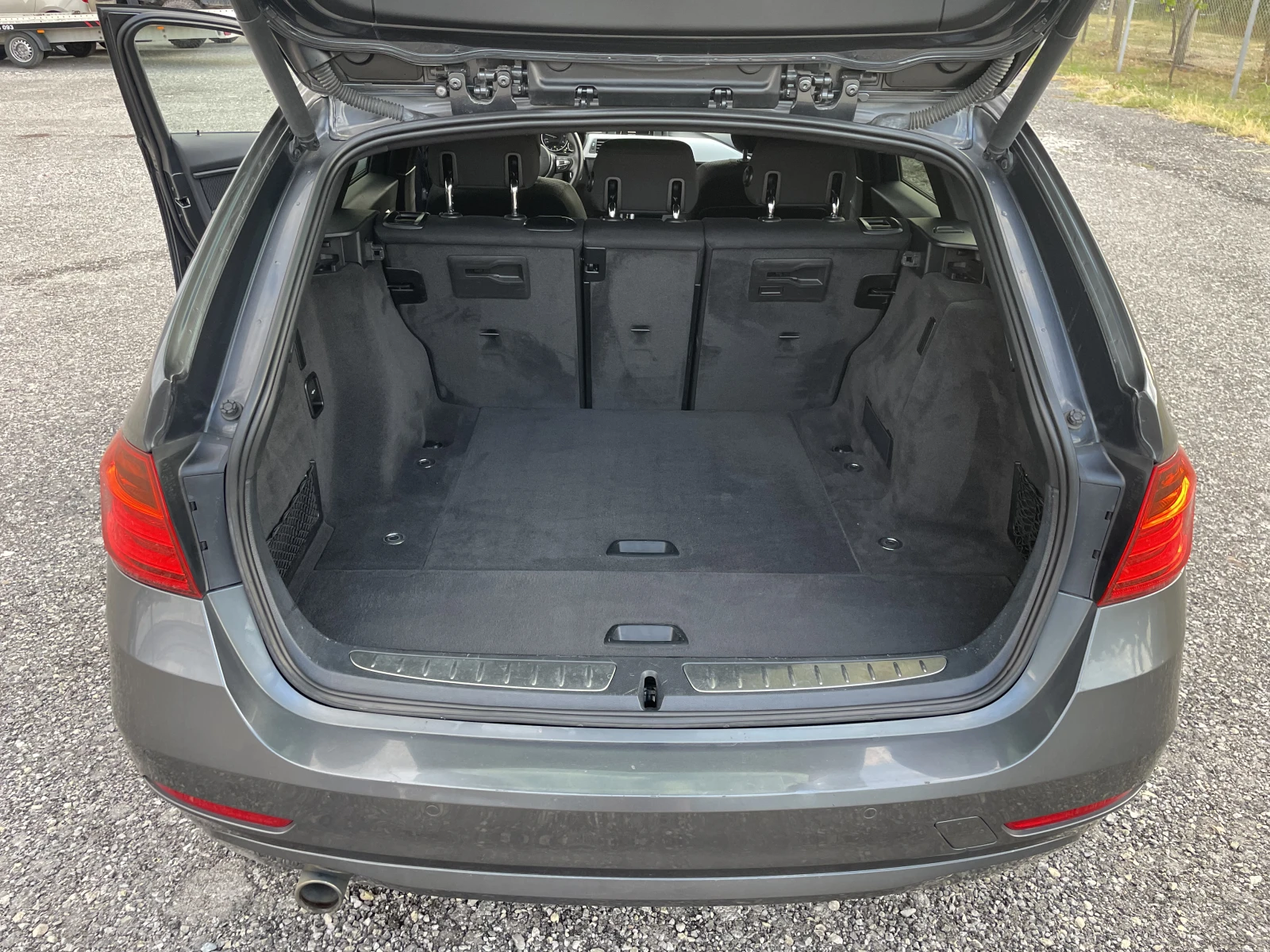 BMW 316 2.0d, снимка 9 - Автомобили и джипове - 55400874