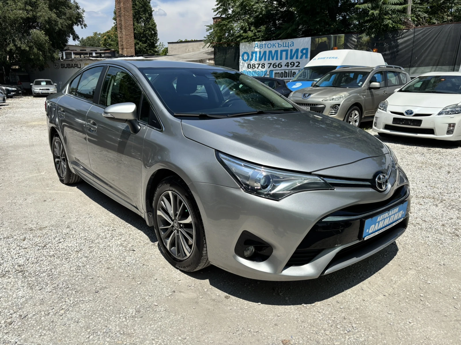 Toyota Avensis 2.0 - Дизел, снимка 6 - Автомобили и джипове - 55472041