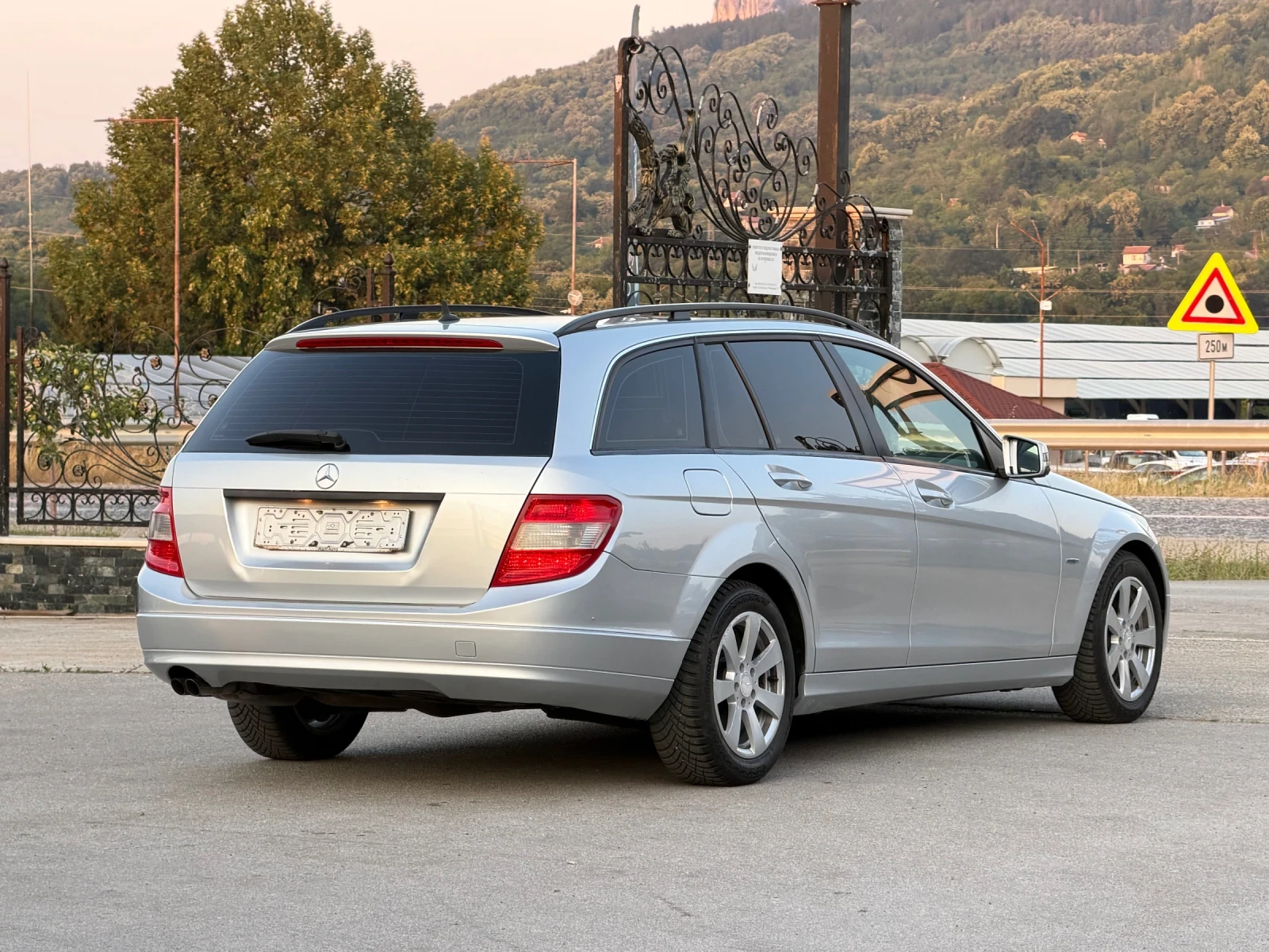 Mercedes-Benz C 220 2.2CDI АВТОМАТ ИТАЛИЯ, снимка 13 - Автомобили и джипове - 55618059