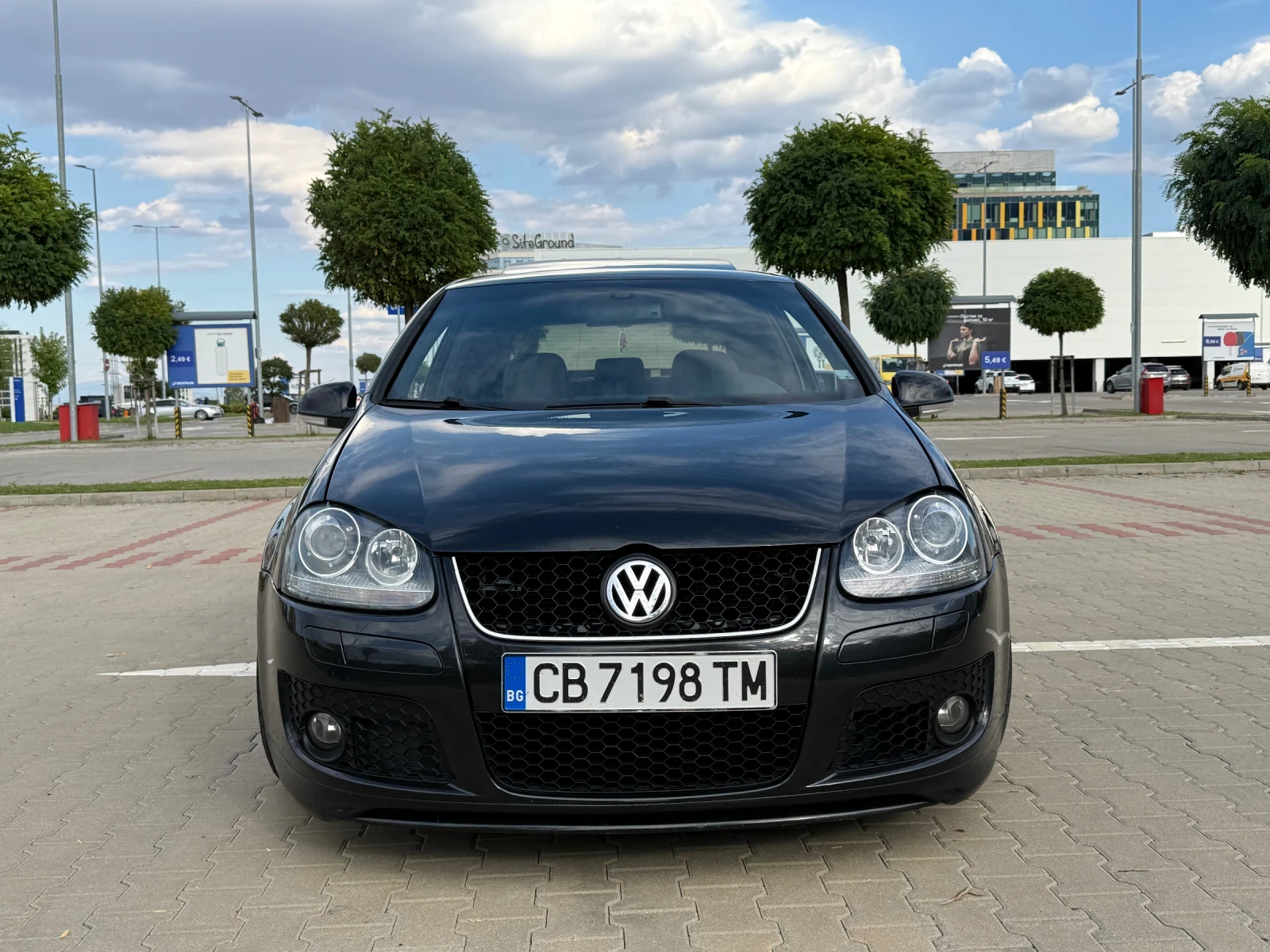 VW Golf 2.0 GTI, снимка 2 - Автомобили и джипове - 56162996