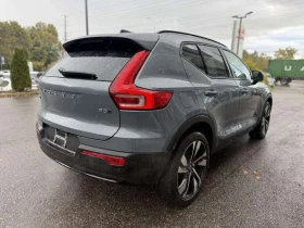 Volvo XC40 * АВТО КРЕДИТ* ЦЕНА ДО БГ * СЕРВИЗНА ИСТОРИЯ * , снимка 5 - Автомобили и джипове - 53697084