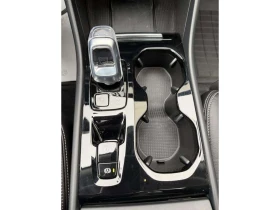 Volvo XC40 * АВТО КРЕДИТ* ЦЕНА ДО БГ * СЕРВИЗНА ИСТОРИЯ * , снимка 11 - Автомобили и джипове - 53697084