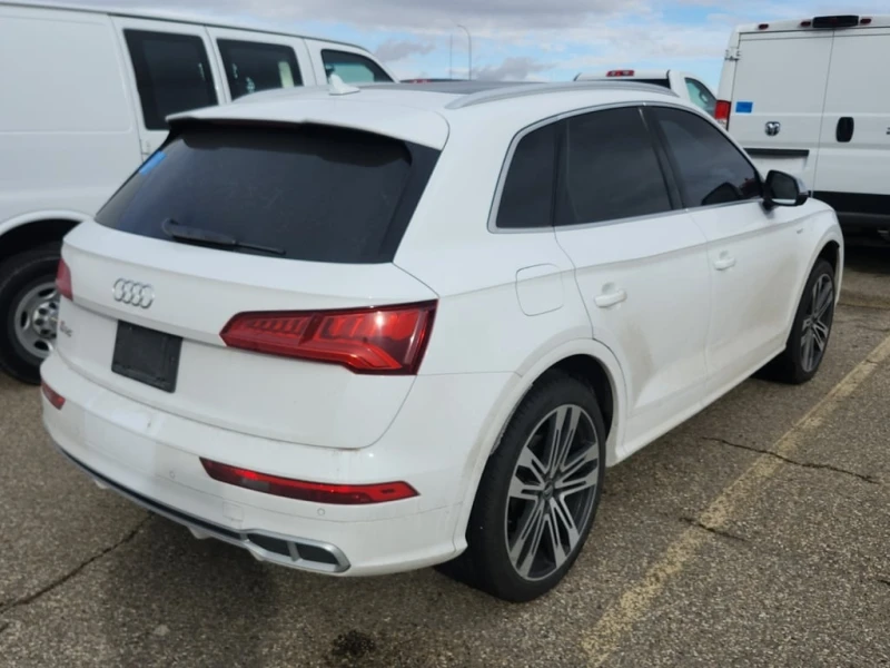 Audi SQ5 * PRESTIGE * CARFAX * ЦЕНА ДО БЪЛГАРИЯ, снимка 3 - Автомобили и джипове - 52828748