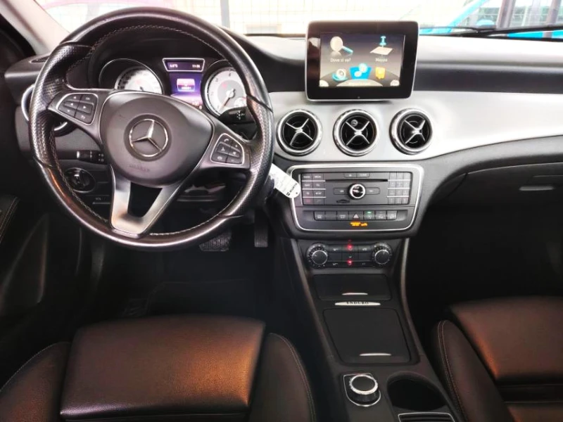 Mercedes-Benz GLA 4х4-АВТОМАТ-7GTRONIC-2.0CDi-КОЖА+ NAVI+ ПАНОРАМА-Т, снимка 11 - Автомобили и джипове - 53443432