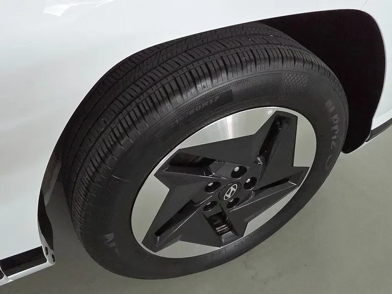 Hyundai Kona  Standard E-Value+ , снимка 5 - Автомобили и джипове - 56657536