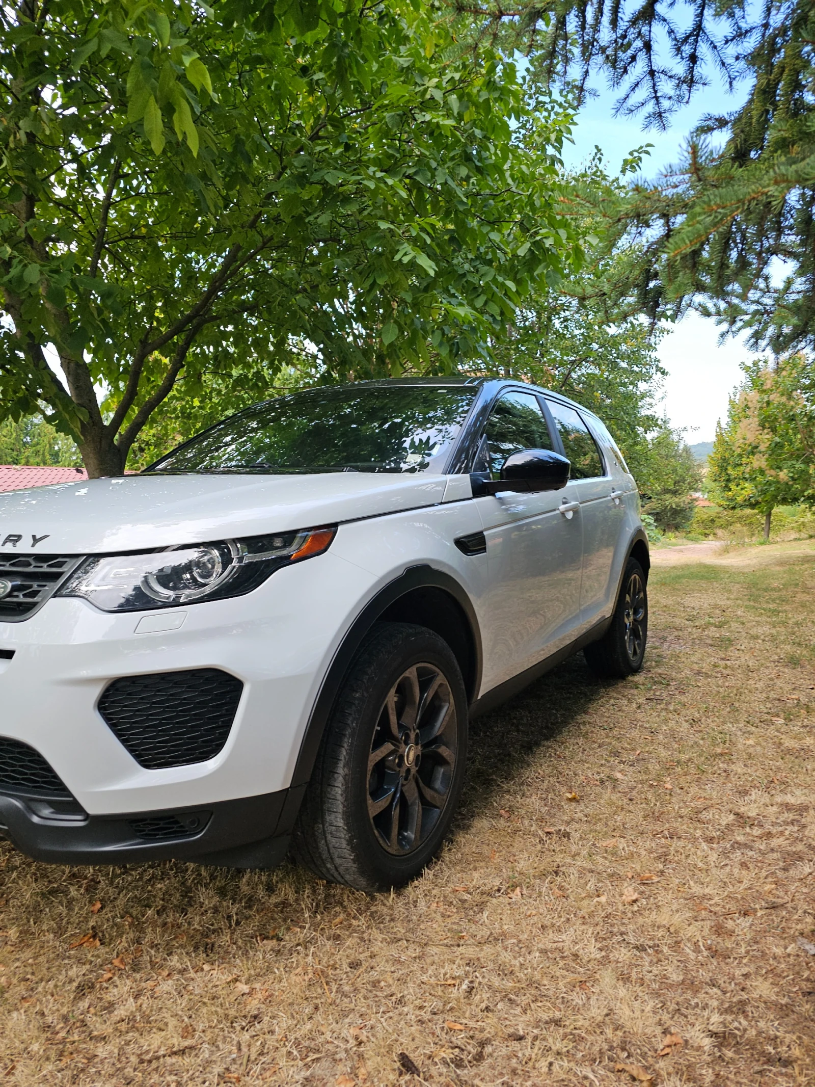 Land Rover Discovery Sport 2.0 HSE  - изображение 2