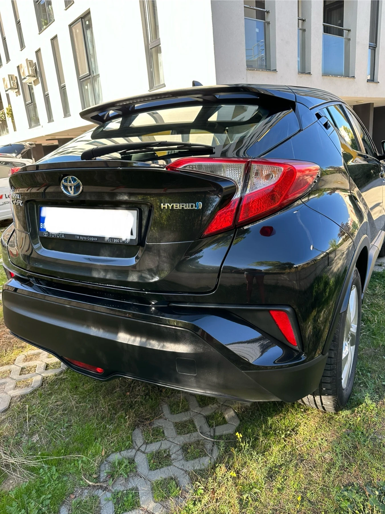 Toyota C-HR 1.8 - изображение 3