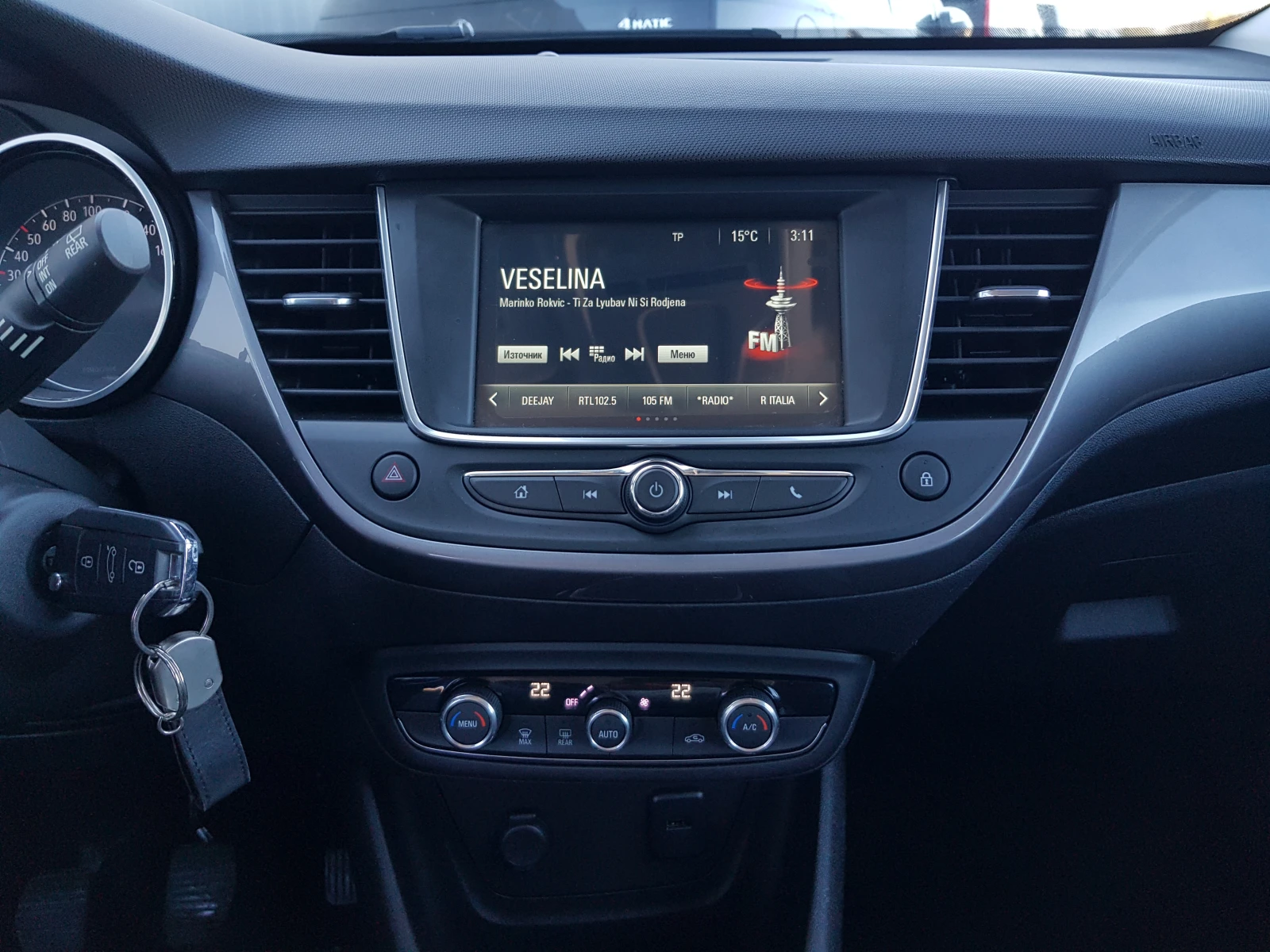 Opel Crossland X 1.2 -110 .. 54 440    | Mobile.bg   13