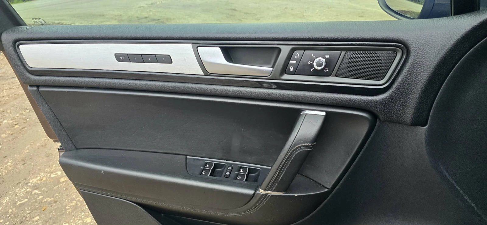 VW Touareg 3.0TDI 245кс - изображение 6