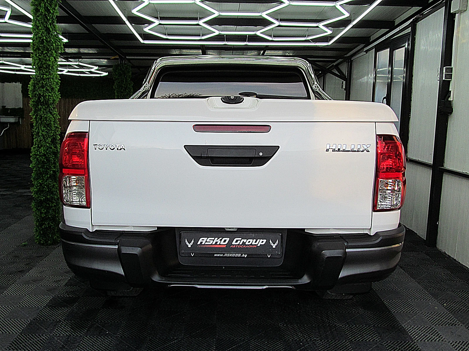 Toyota Hilux 4x4/KAMERA/D4D/ТОП СЪСТОЯНИЕ СОБСТВЕН ЛИЗИНГ - изображение 5