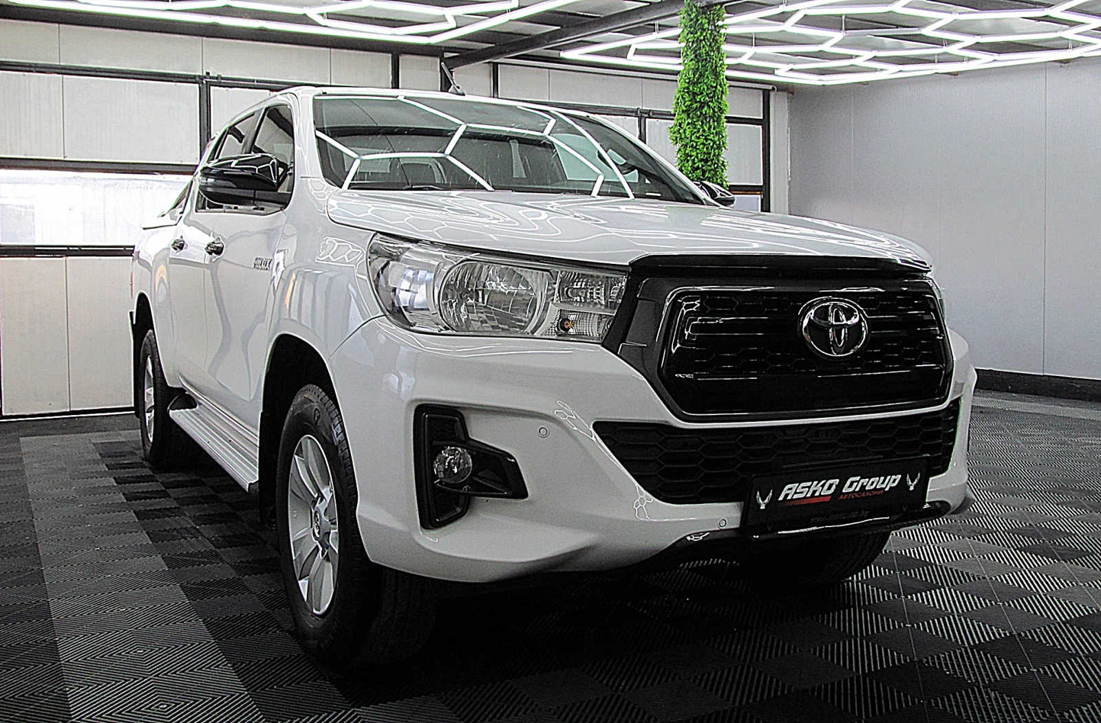 Toyota Hilux 4x4/KAMERA/D4D/ТОП СЪСТОЯНИЕ СОБСТВЕН ЛИЗИНГ - изображение 3