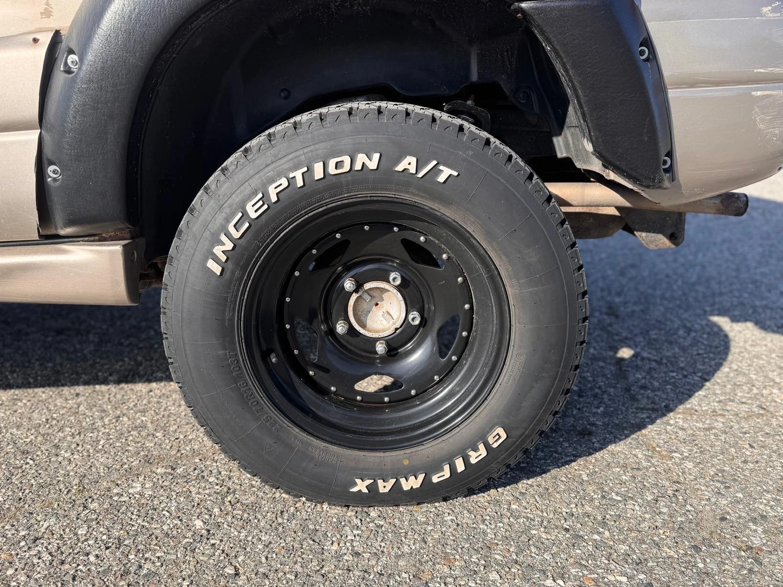 Suzuki Grand vitara 2.0 HDI, снимка 16 - Автомобили и джипове - 53831252