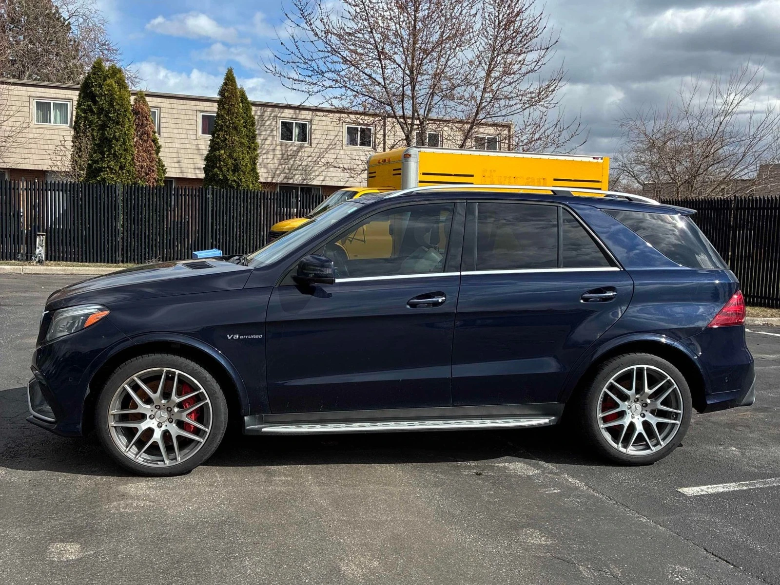 Mercedes-Benz GLE 63 S AMG С РЕГИСТРАЦИЯ & АВТО КРЕДИТ, снимка 3 - Автомобили и джипове - 53948022