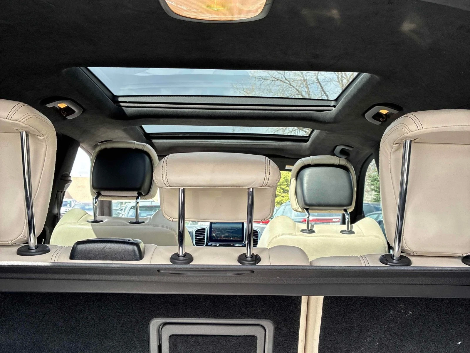 Mercedes-Benz GLE 63 S AMG С РЕГИСТРАЦИЯ & АВТО КРЕДИТ, снимка 12 - Автомобили и джипове - 53948022