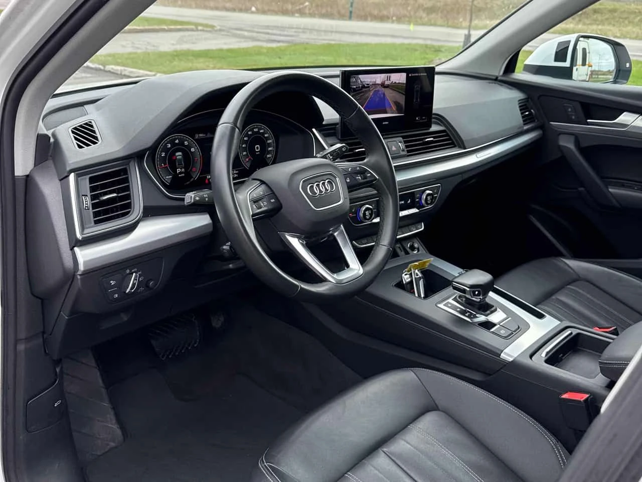 Audi Q5 Progressiv/ПАНОРАМА/ДИСТРОНИК, снимка 7 - Автомобили и джипове - 54384552