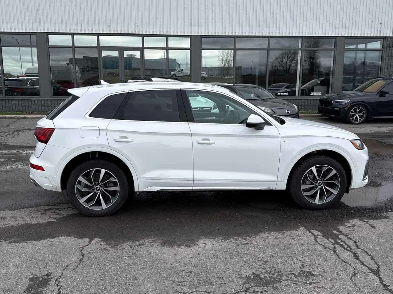 Audi Q5 Progressiv/ПАНОРАМА/ДИСТРОНИК, снимка 4 - Автомобили и джипове - 54384552