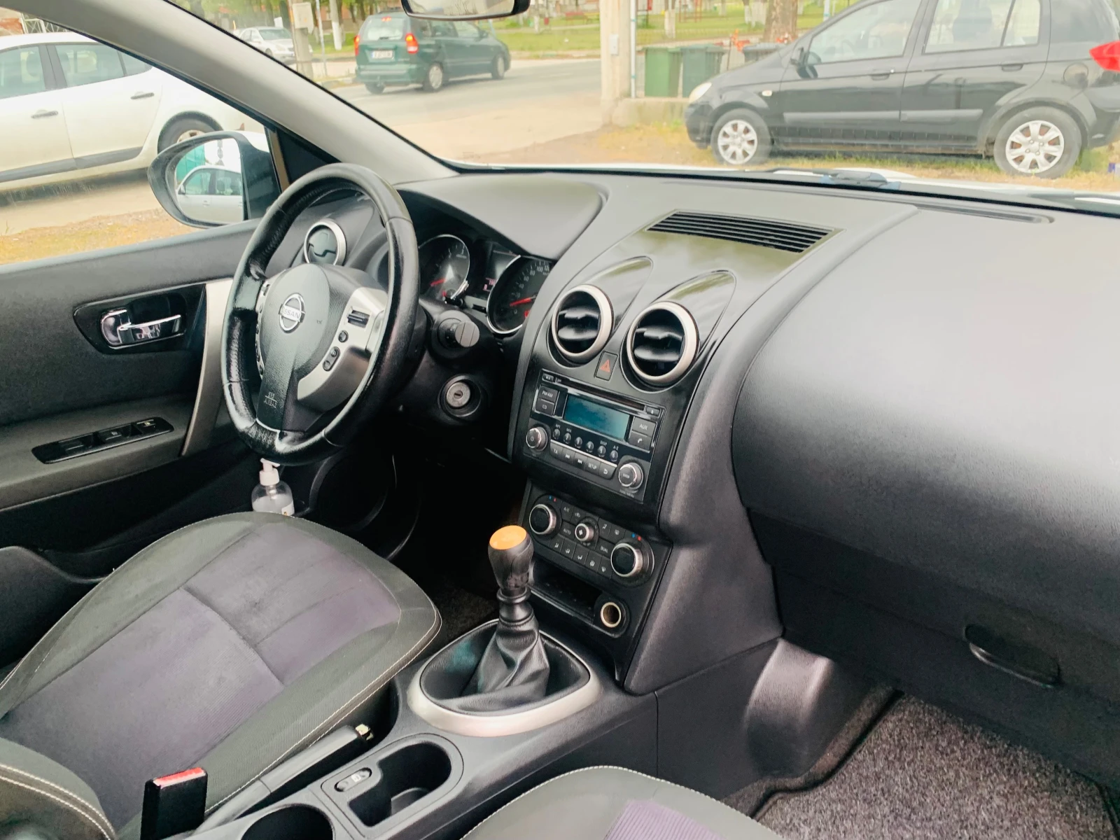 Nissan Qashqai 1.5dci НОВА!!!!, снимка 14 - Автомобили и джипове - 54385262