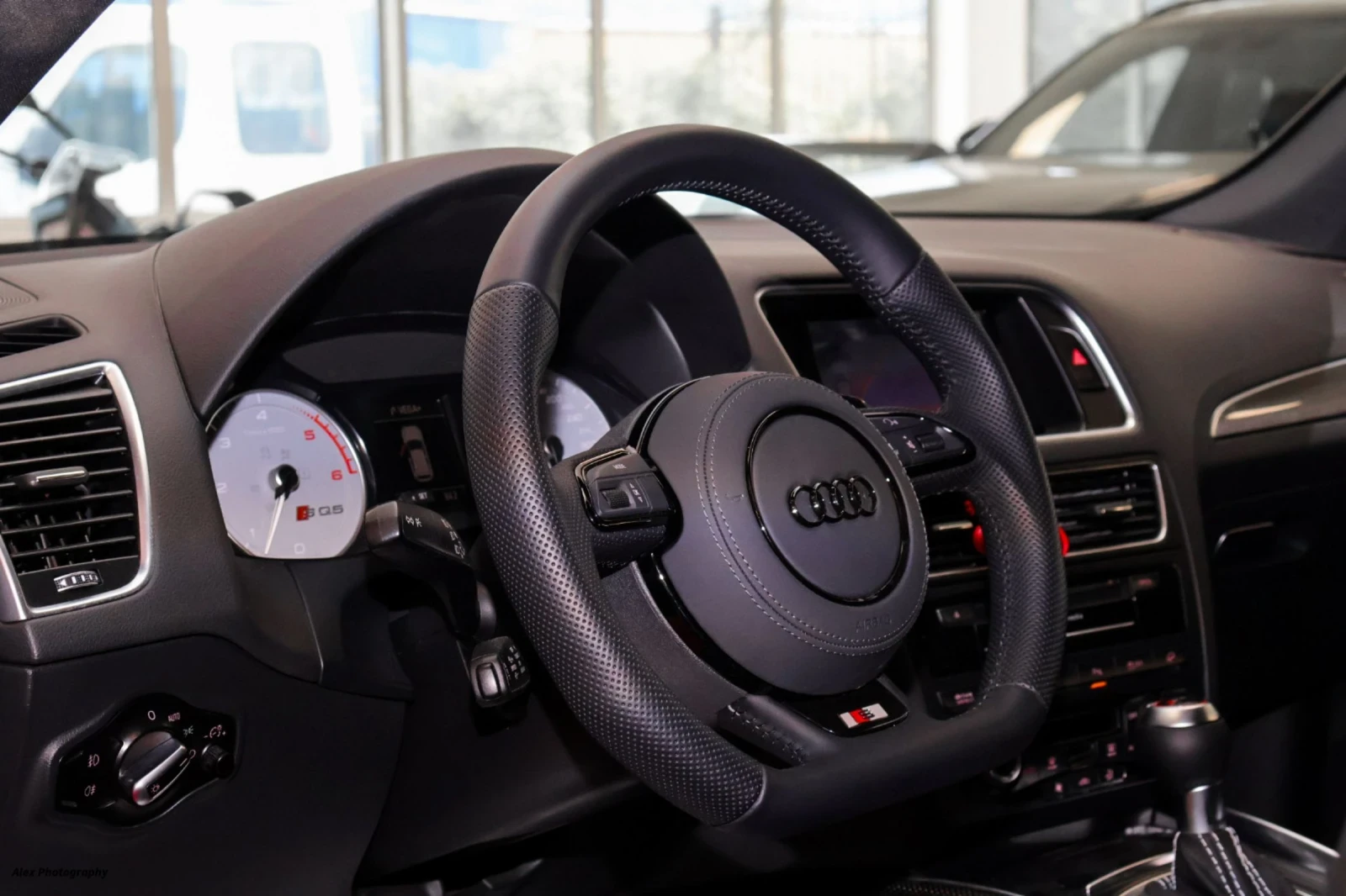 Audi SQ5 Competition | 326hp | Carbon | Wrapped , снимка 15 - Автомобили и джипове - 54902550
