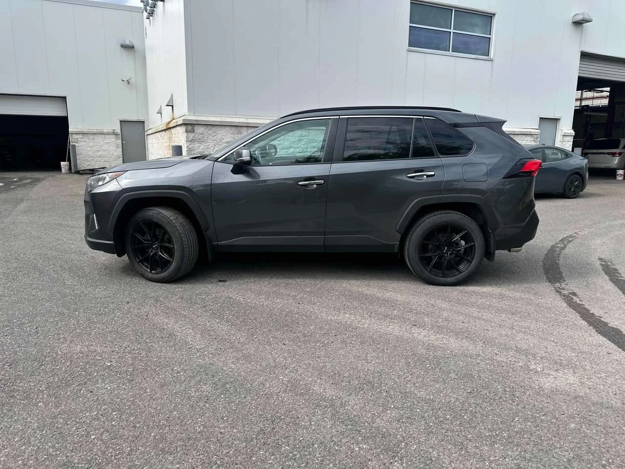 Toyota Rav4 * Limited * CARFAX * JBL * ПОДГРЕВИ * KEYLESS, снимка 2 - Автомобили и джипове - 54930200