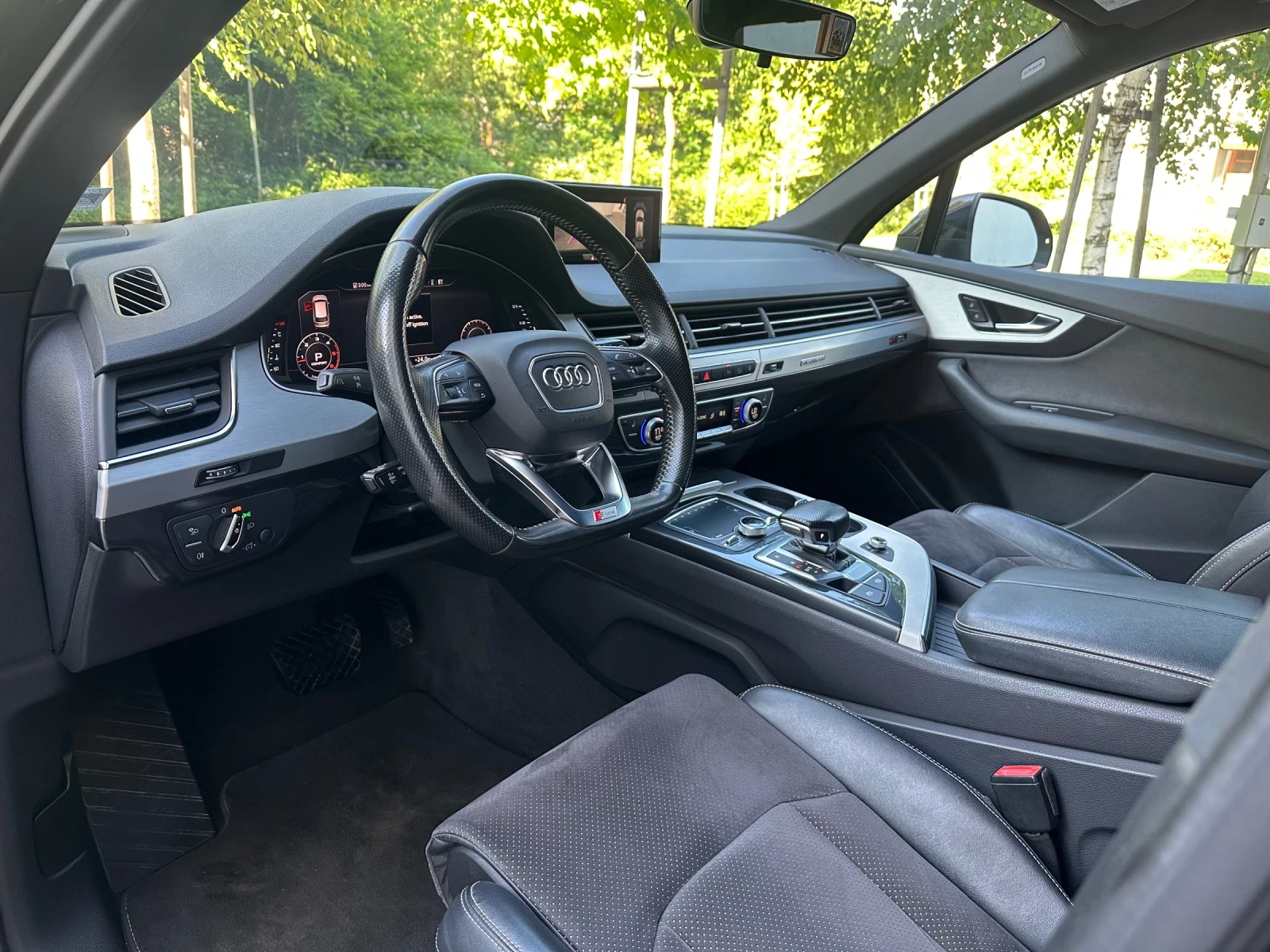 Audi Q7 3.0TDI / S-LINE, снимка 8 - Автомобили и джипове - 55644861