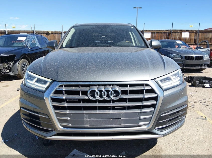 Audi Q5 2.0l 2.0T Premium/2.0T Tech Premium, снимка 13 - Автомобили и джипове - 56042466