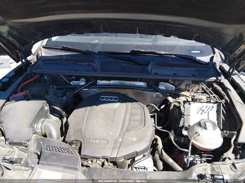 Audi Q5 2.0l 2.0T Premium/2.0T Tech Premium, снимка 10 - Автомобили и джипове - 56042466
