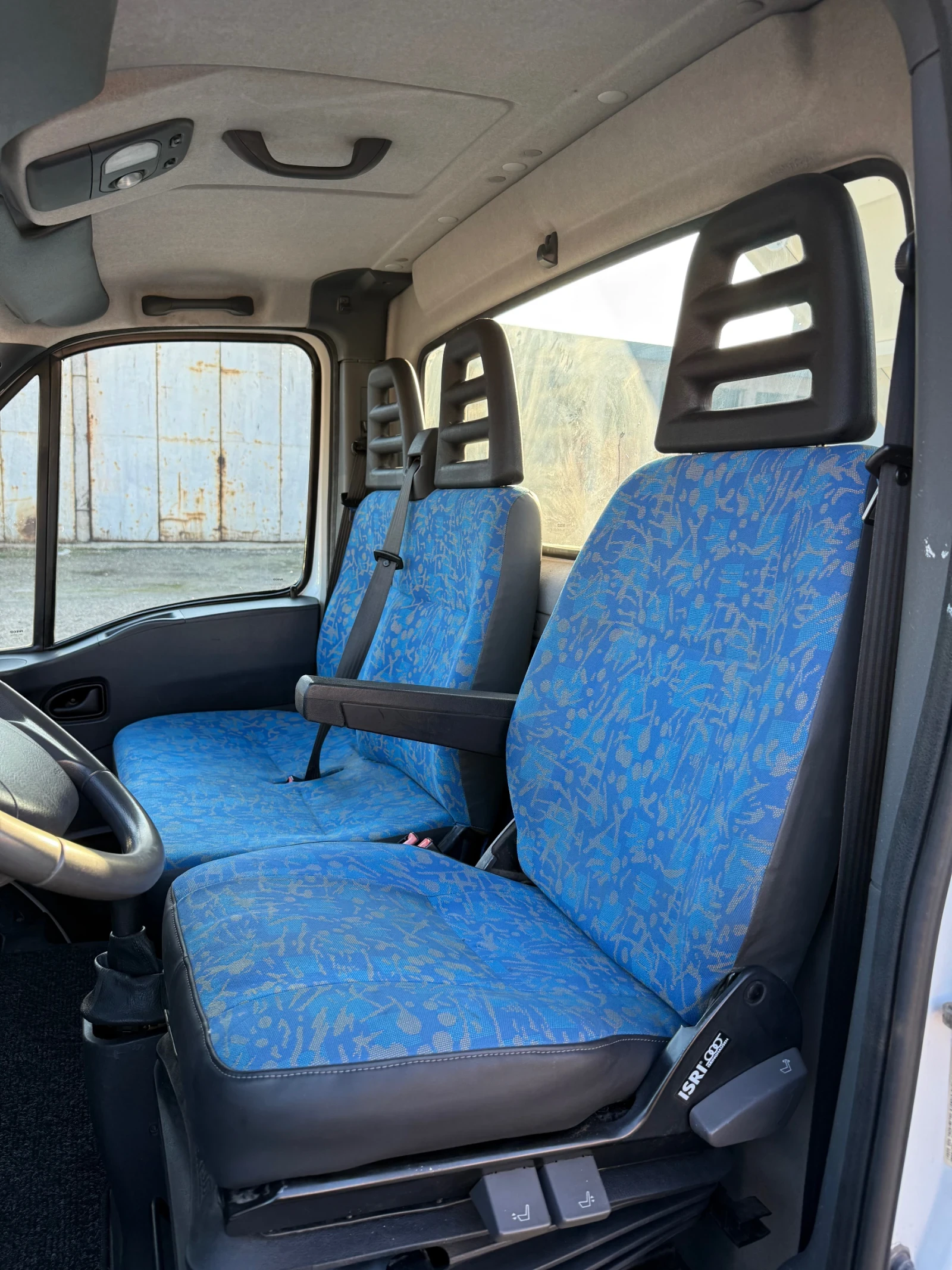 Iveco 35c13 Тристранен самосвал 35c13, снимка 15 - Бусове и автобуси - 53725544
