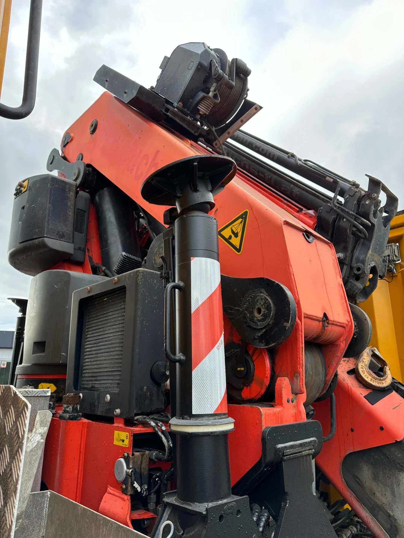 Mercedes-Benz Actros  - изображение 3