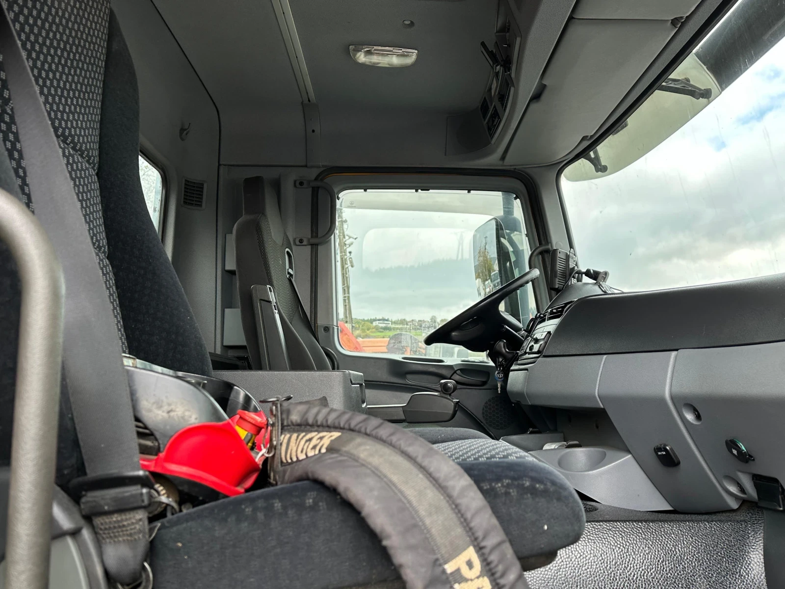 Mercedes-Benz Actros  - изображение 6