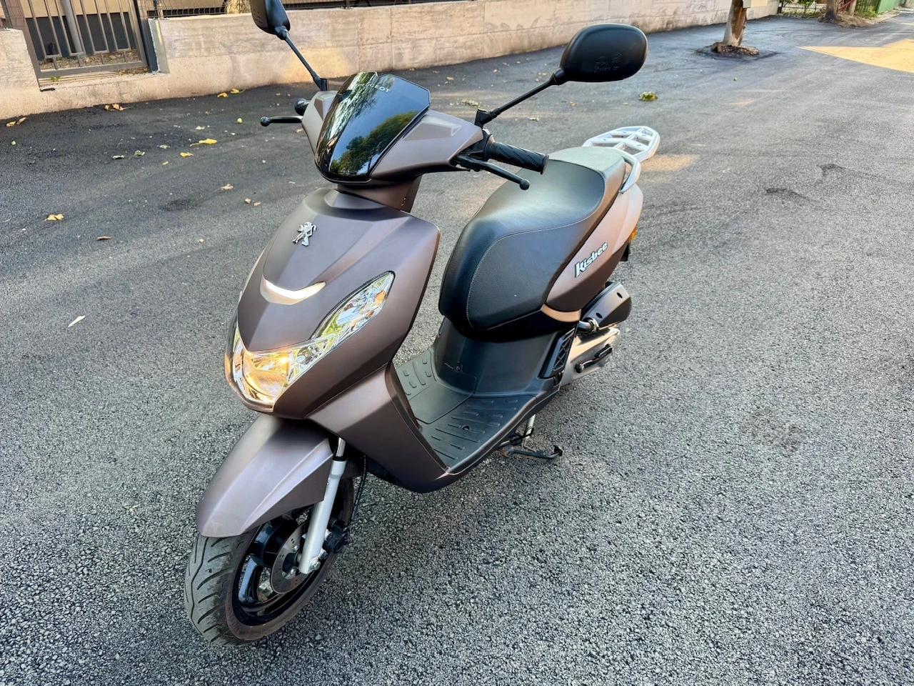 Peugeot Kissbee 50куб;4к.с.;4такт.НОВ ОТ БГ/ ПЪРВИ СОБСТВ./2200км. - изображение 8