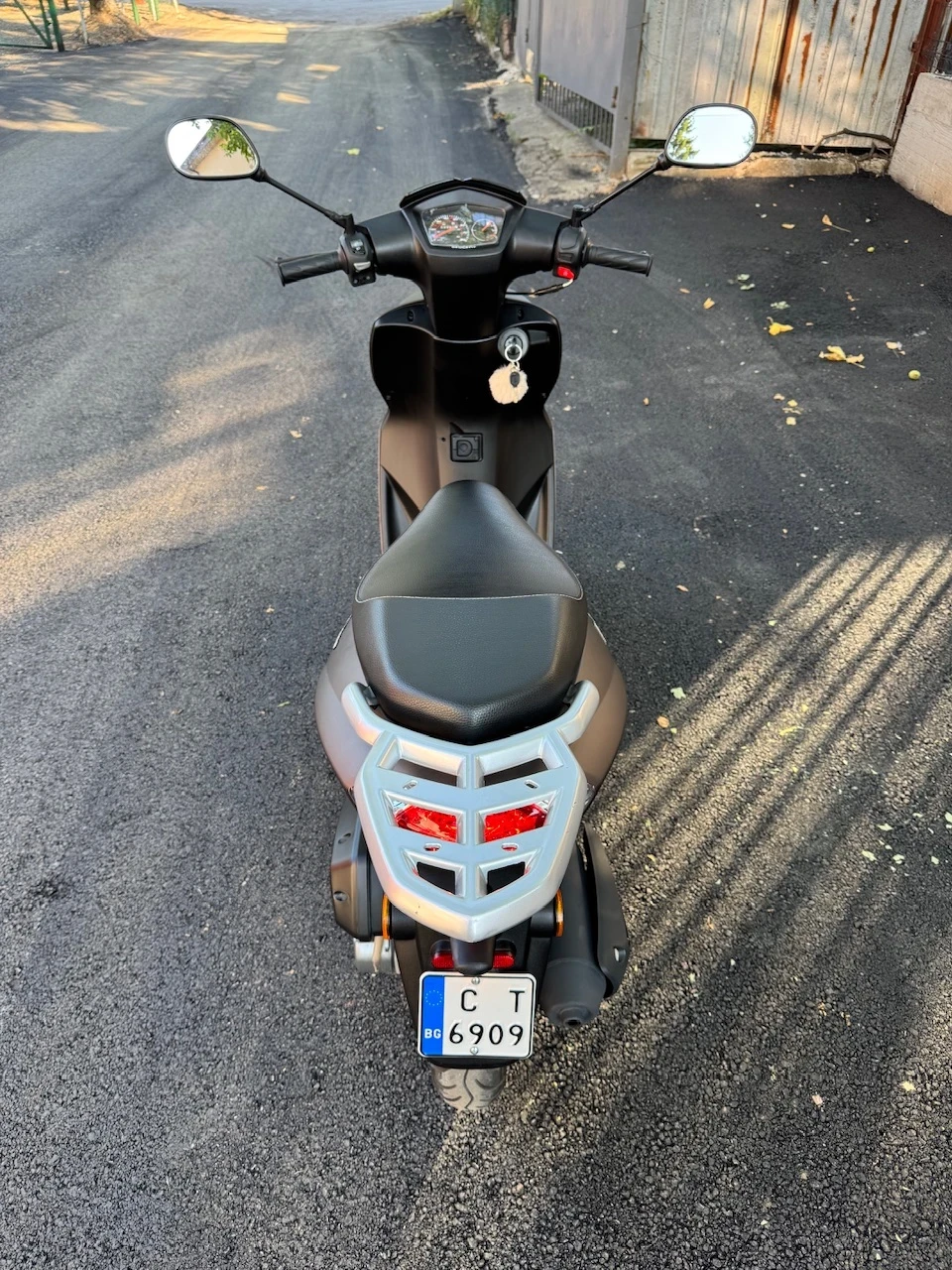 Peugeot Kissbee 50куб;4к.с.;4такт.НОВ ОТ БГ/ ПЪРВИ СОБСТВ./2200км. - изображение 5