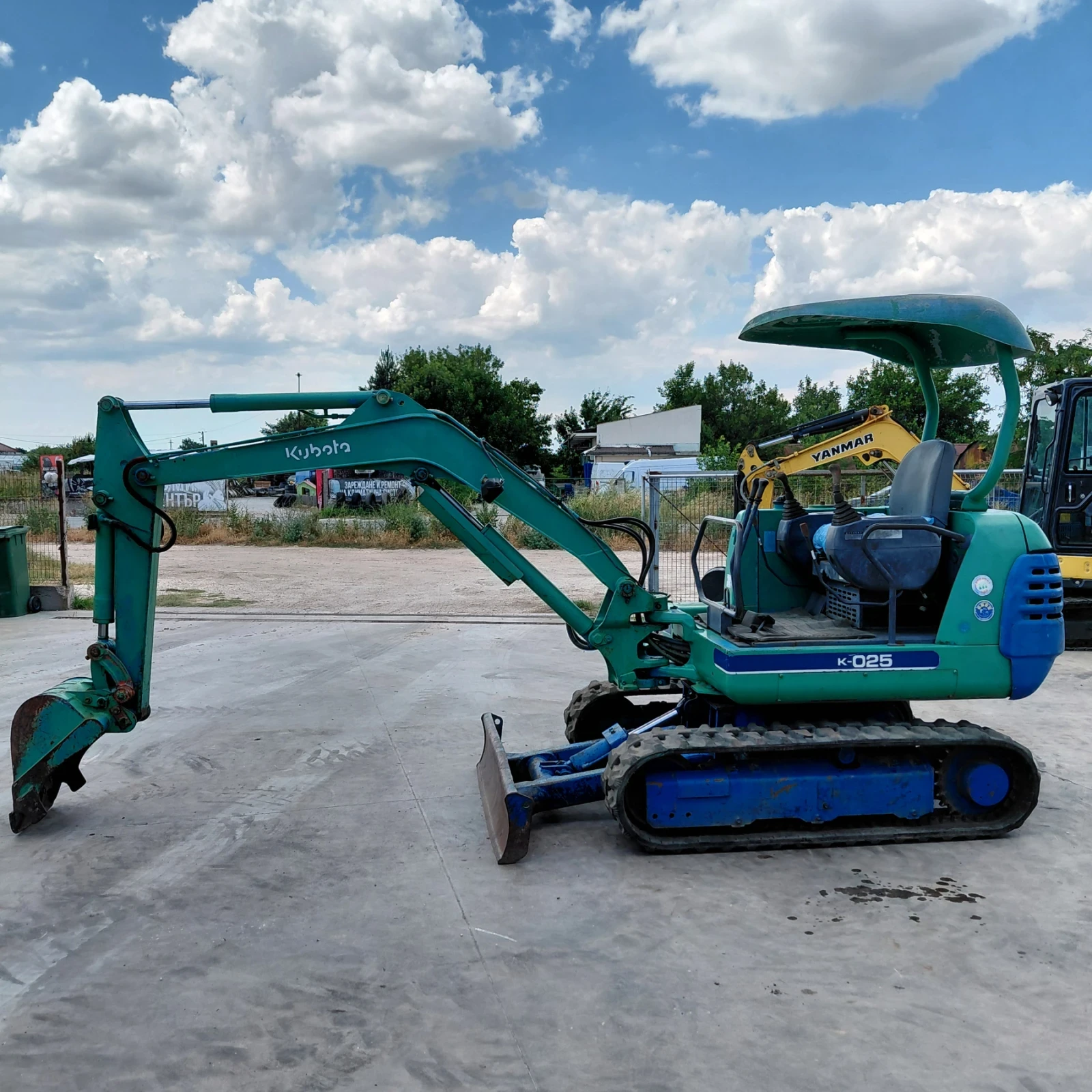 Багер Kubota K-025 * 550 МОТОЧАСА * КАТО НОВ * , снимка 2 - Индустриална техника - 54162296