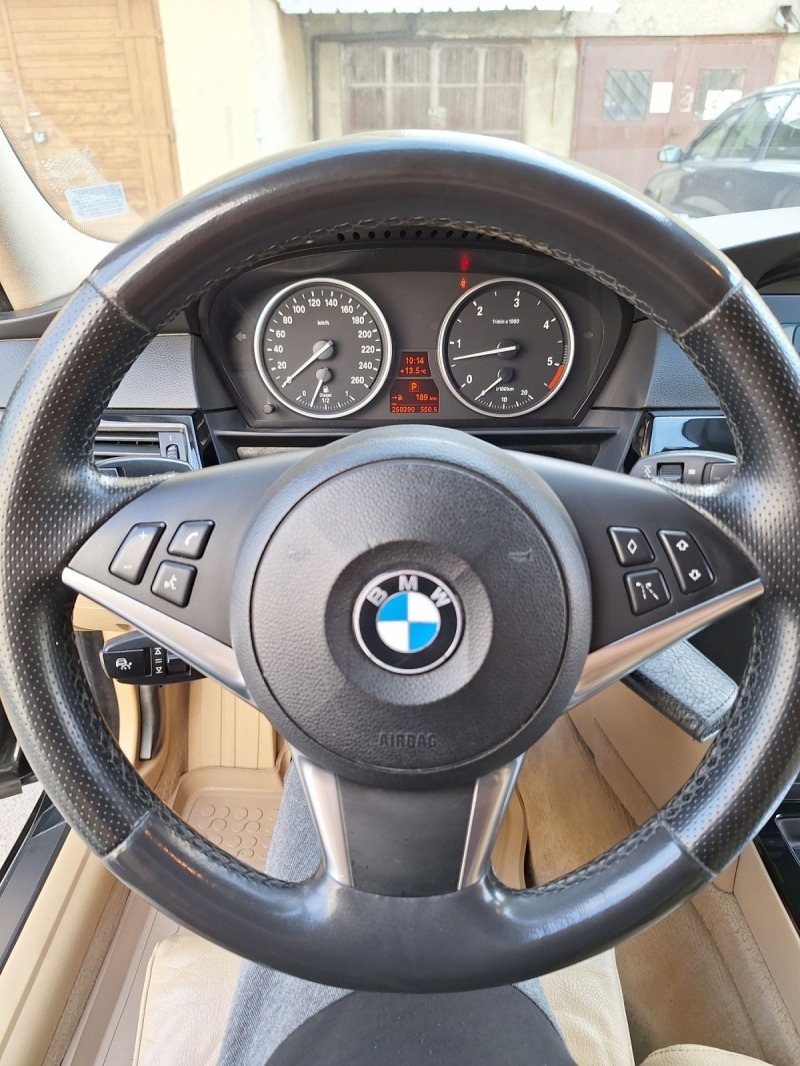 BMW 525 3.0D XD FACELIFT, снимка 11 - Автомобили и джипове - 45060743