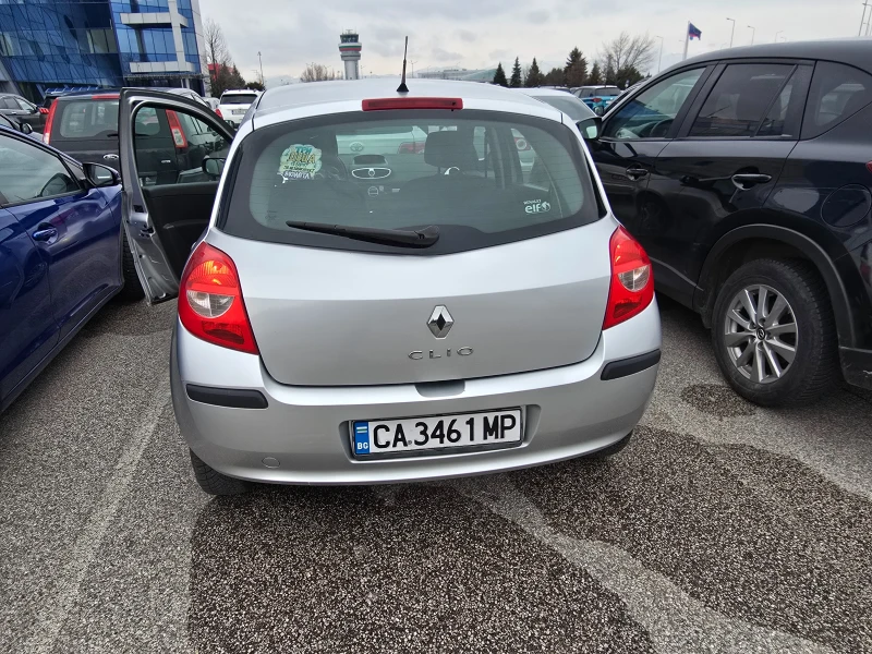 Renault Clio, снимка 6 - Автомобили и джипове - 48472421