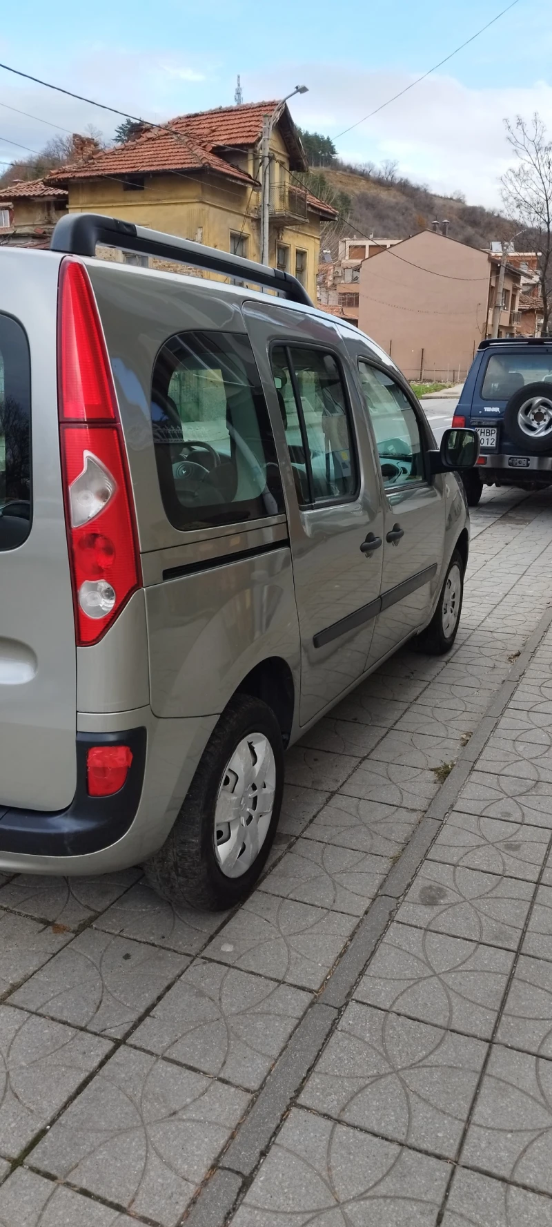 Renault Kangoo, снимка 14 - Автомобили и джипове - 48595700